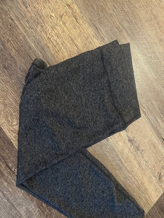 Old Navy Pants - Old Navy Ladies CloudComfy 7/8 Leggings- Charcoal- XL
